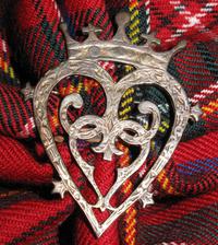 Luckenbooth Brooch